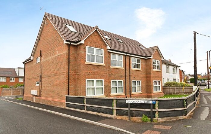 2 Bedroom Flat For Sale In Grays Orchard, Durrington, Salisbury, SP4