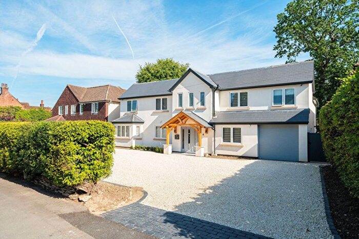 5 Bedroom Detached House For Sale In Pine Grove, Weybridge, KT13