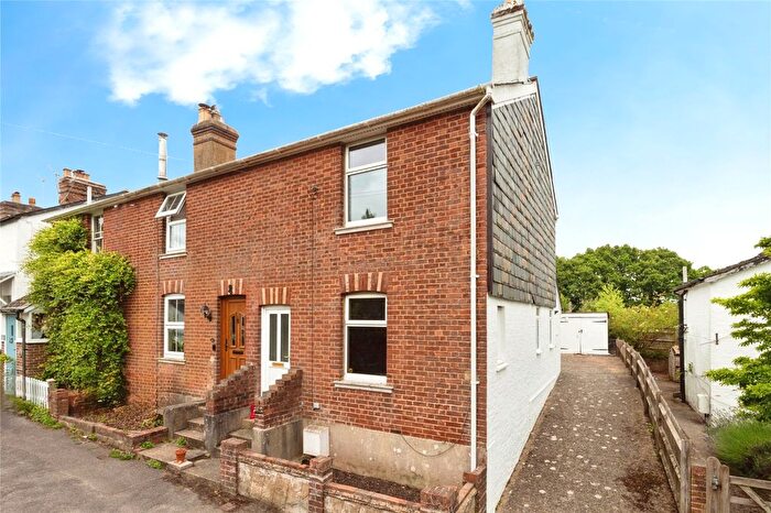 2 Bedroom End Of Terrace House For Sale In Stafford Road, Tunbridge Wells, Kent, TN2