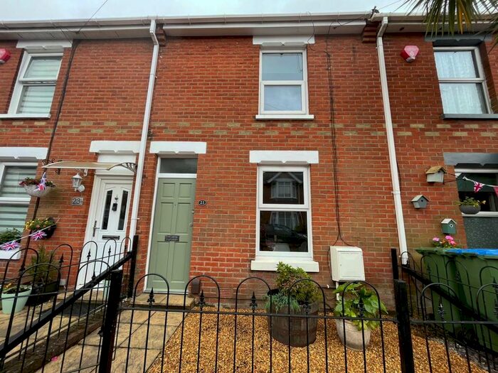 2 Bedroom House To Rent In Pointout Road, Bassett, SO16