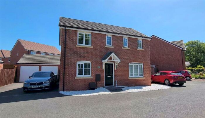 3 Bedroom Detached House To Rent In Biffin Way, Leamington Spa, Warwickshire, CV31