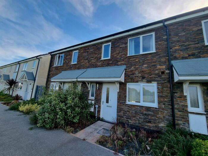 2 Bedroom Property To Rent In Chapel Green, Shortlanesend, Truro, TR4