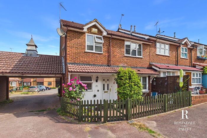 2 Bedroom Terraced House For Sale In Whelan Way, Wallington, SM6