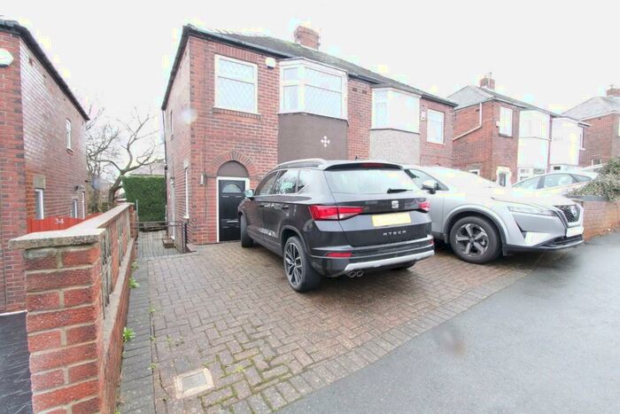 3 Bedroom Semi-Detached House To Rent In Seagrave Crescent, Sheffield, S12