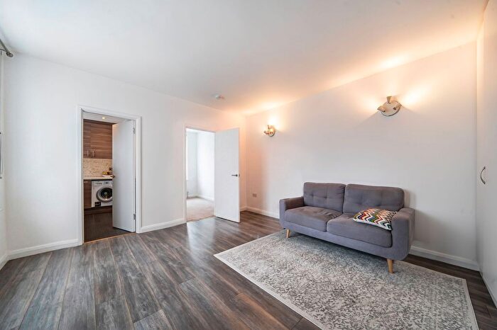 1 Bedroom Flat To Rent In Wincott Street, Sheridan House Wincott Street, SE11
