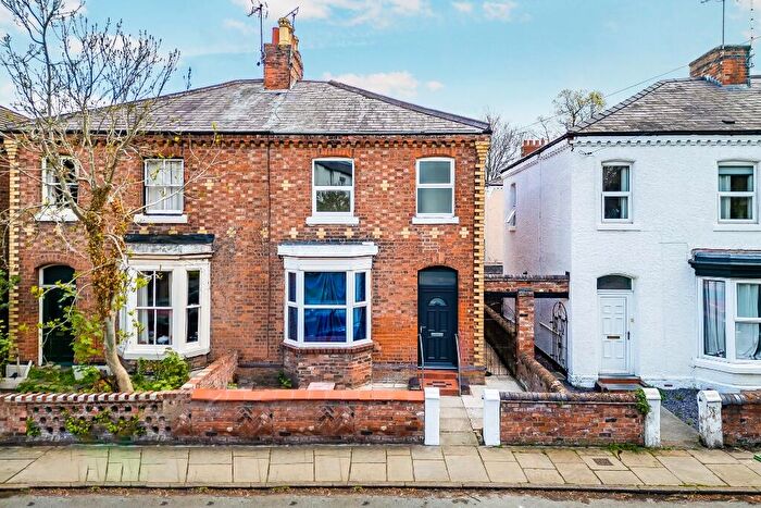 4 Bedroom Semi Detached House For Sale In Gladstone Road, Chester, Cheshire, CH1