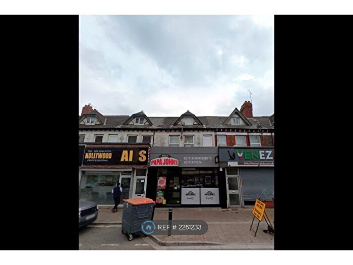 4 Bedroom Flat To Rent In City Road, Cardiff, CF24