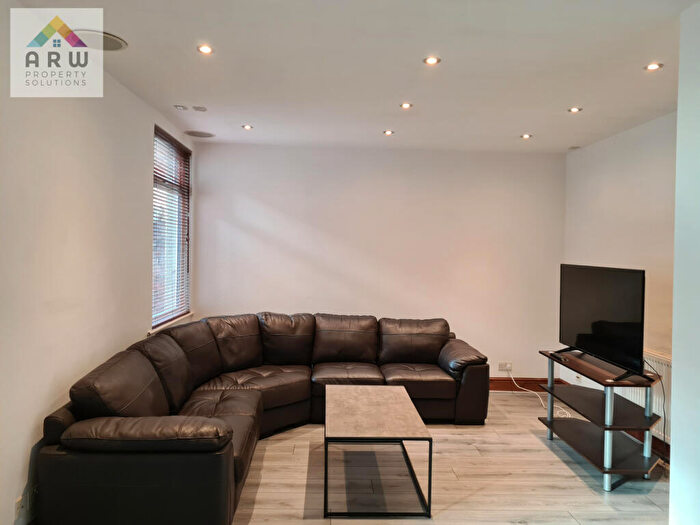 5 Bedroom Terraced House To Rent In Egerton Road, Liverpool, Merseyside, L15