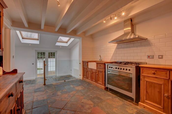 2 Bedroom Detached House To Rent In Stakesby Road, Whitby, YO21