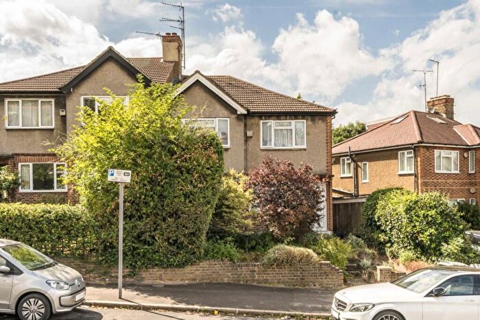 2 Bedroom Flat For Sale In Chambers Lane, Kensal Rise, NW10