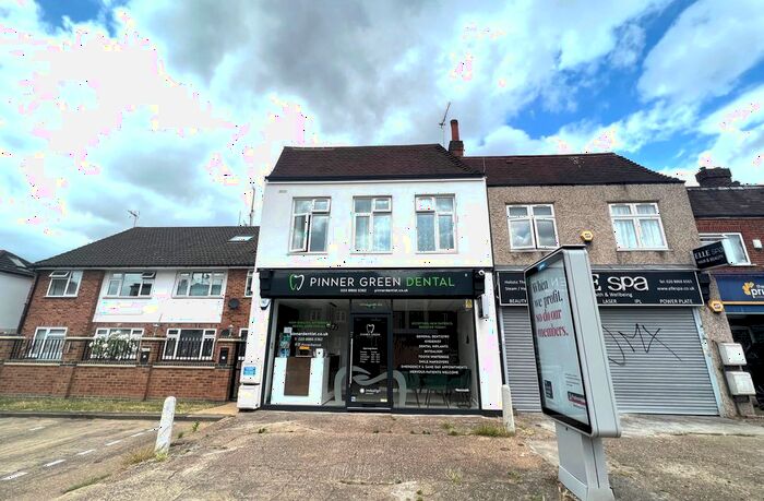 2 Bedroom Flat To Rent In Pinner Green, Pinner, HA5