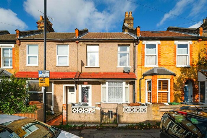 3 Bedroom House For Sale In Clarence Road, Walthamstow, E17