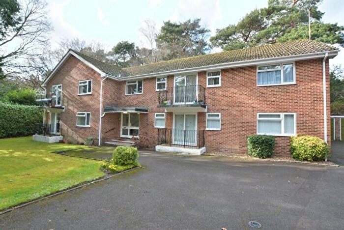 2 Bedroom Apartment To Rent In Church Road, Ferndown, BH22