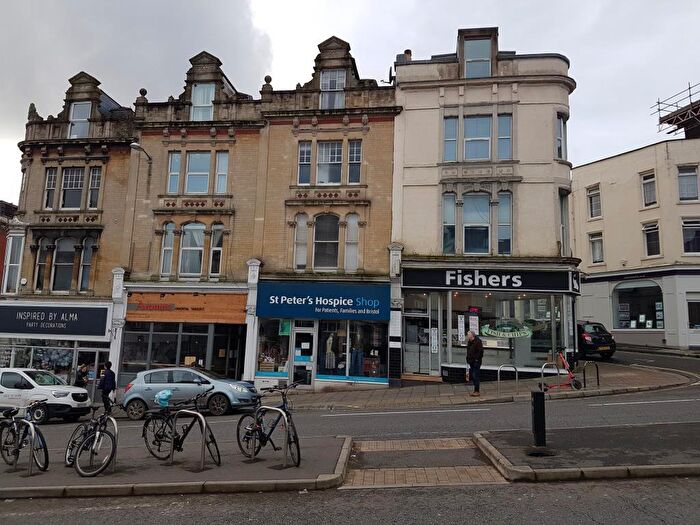 3 Bedroom Terraced House To Rent In Whiteladies Road, Bristol, BS8