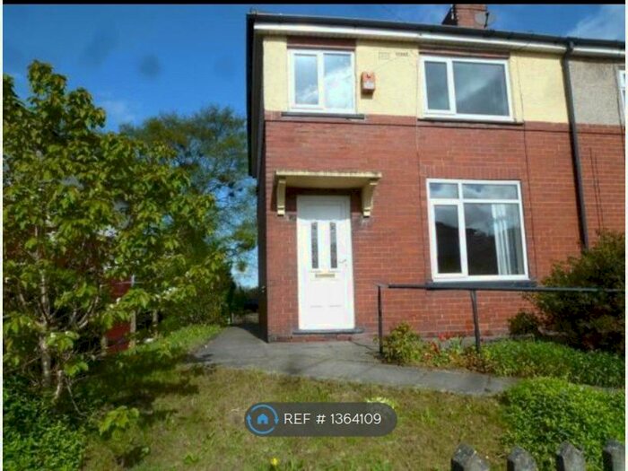 3 Bedroom Terraced House To Rent In Green Lane, Middleton, Manchester, M24