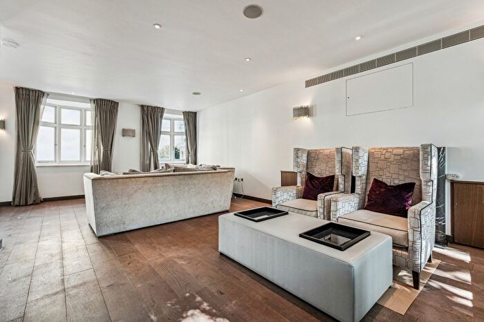 5 Bedroom Terraced House To Rent In Cornwall Gardens, South Kensington, SW7