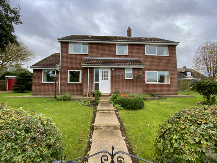 4 Bedroom Detached House To Rent In Carlton Street, Aldbrough, HU11