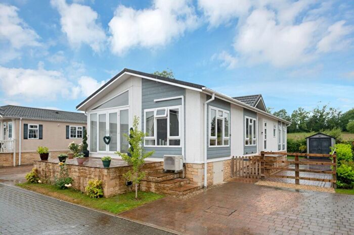 2 Bedroom Lodge For Sale In Yarwell Mill, Yarwell, PE8