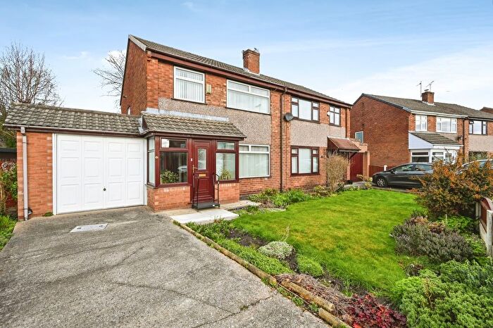 3 Bedroom Semi Detached House For Sale In Charminster Close, Warrington, Cheshire, WA5