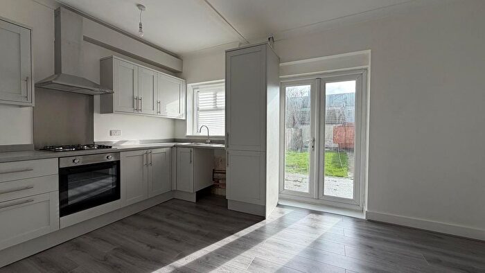 2 Bedroom Terraced House To Rent In Norman Road, Ilford, IG1