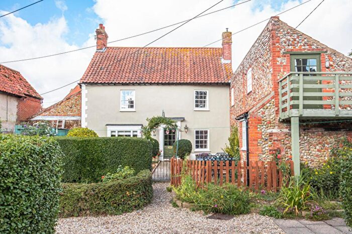 5 Bedroom Cottage For Sale In Walsingham, NR22