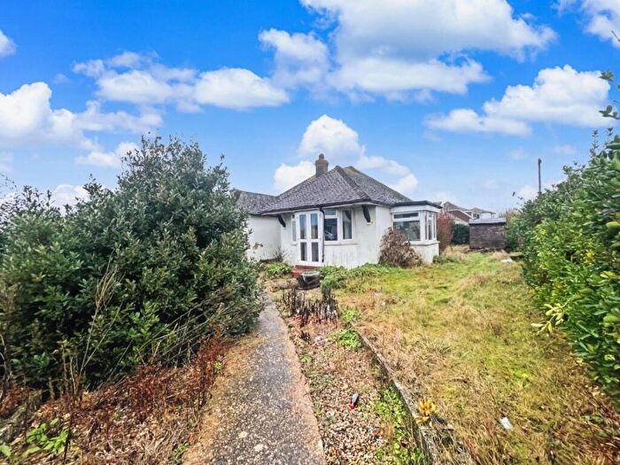 2 Bedroom Detached Bungalow For Sale In South Coast Road, Peacehaven, BN10