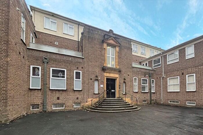 1 Bedroom Apartment To Rent In Buryfield House, Guildford, GU2