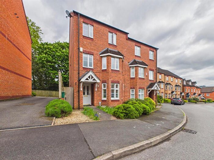 3 Bedroom Semi Detached House For Sale In Highfields Park Drive, Derby, DE22