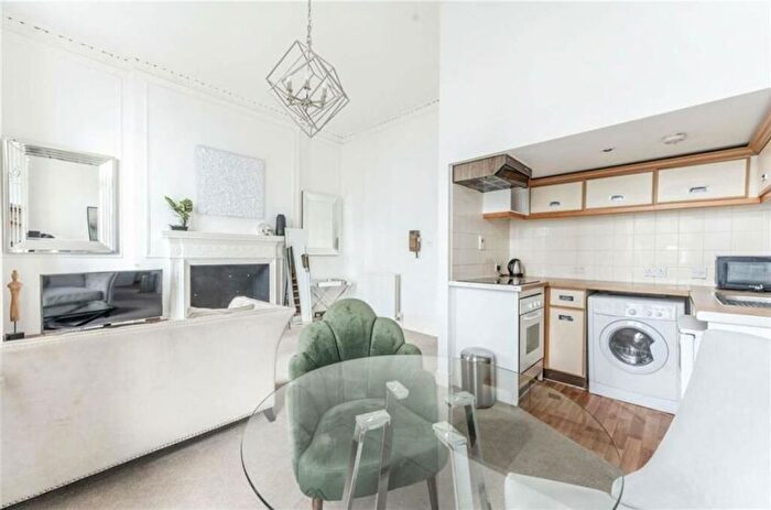 1 Bedroom Flat To Rent In Ovington Square, South Kensington, SW3