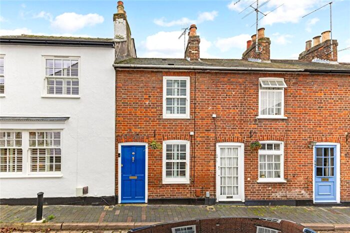1 Bedroom Terraced House For Sale In Queen Street, St. Albans, Hertfordshire, AL3