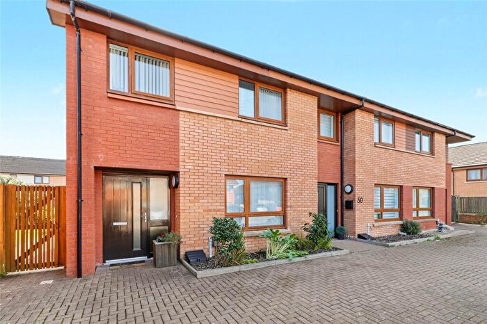 3 Bedroom End Of Terrace House For Sale In Old Caley Road, Irvine, North Ayrshire, KA12