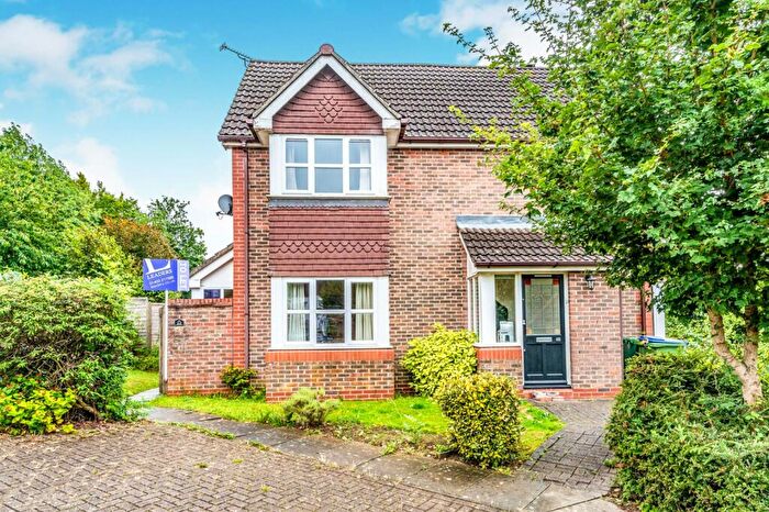 1 Bedroom Terraced House To Rent In Cissbury Close, Horsham, RH12
