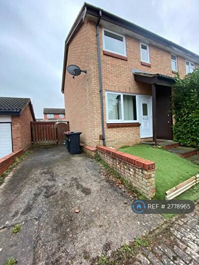 2 Bedroom Semi Detached House To Rent In Pannier Place, Milton Keynes, MK14