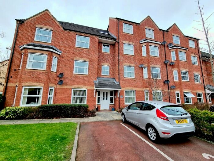 2 Bedroom Flat To Rent In Hertford Apartments, Warrington WA2