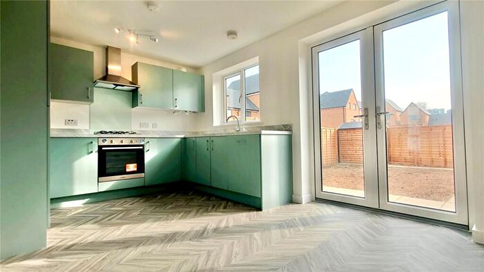 3 Bedroom End Of Terrace House To Rent In Henley Approach, Northfleet, Gravesend, Kent, DA11