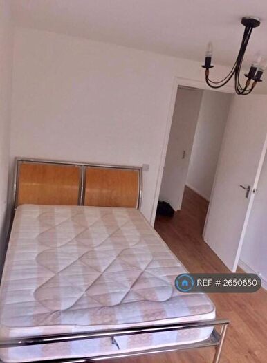 1 Bedroom Flat To Rent In Torrington Square, Croydon, CR0