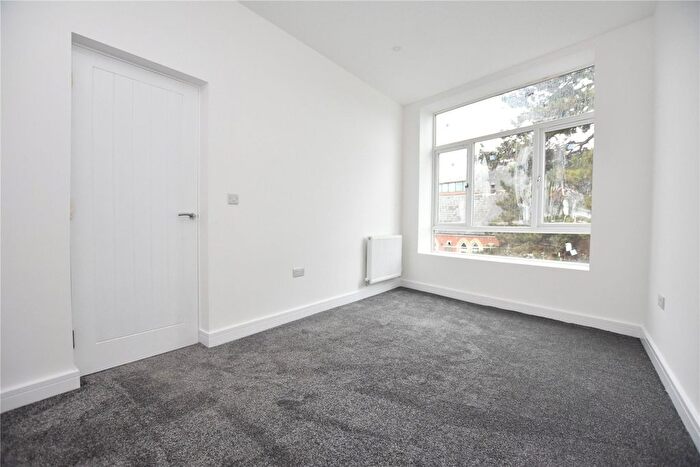 1 Bedroom Flat For Sale In Broadway, Didcot, Oxfordshire, OX11