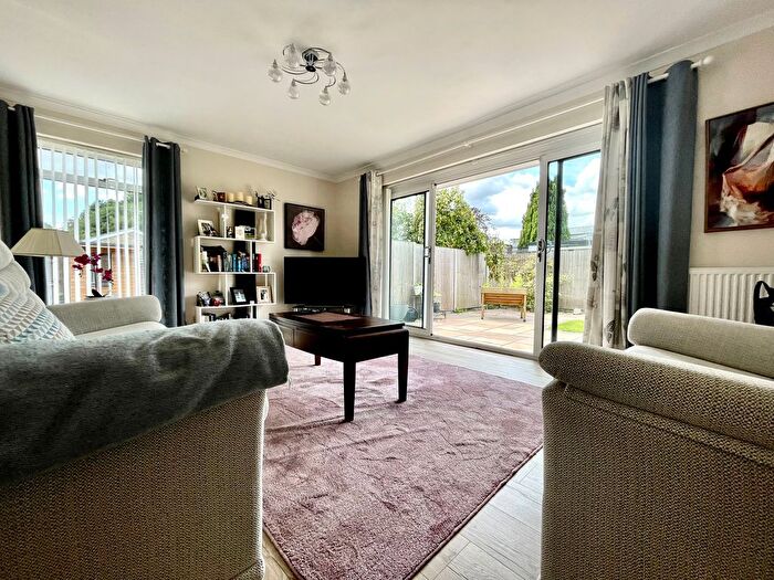 2 Bedroom Bungalow To Rent In Tanglewood Close, Gillingham, ME8