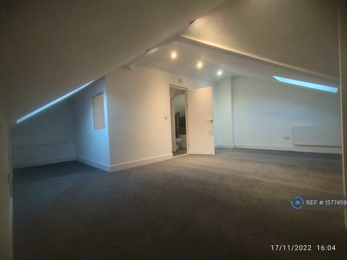 4 Bedroom End Of Terrace House To Rent In Paulton, Paulton, BS39