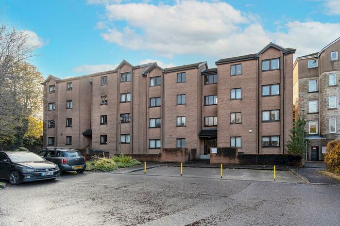 2 Bedroom Flat For Sale In Wallace Court, Stirling, FK8