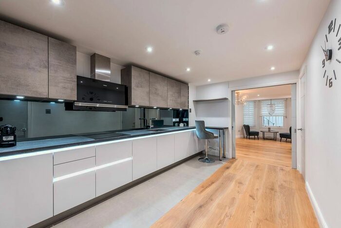 2 Bedroom Flat To Rent In Beaufort Gardens, Knightsbridge, London, SW3