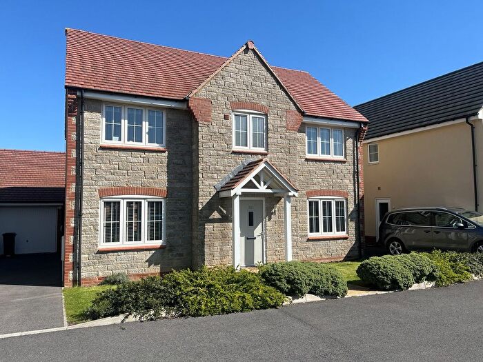 4 Bedroom Detached House For Sale In Muntjac Road, Langford, Bristol., BS40