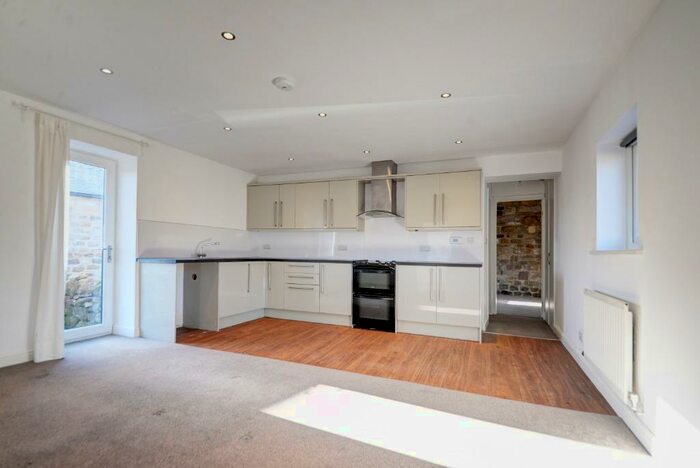 2 Bedroom Cottage To Rent In Fleets Lane, Rylstone, BD23