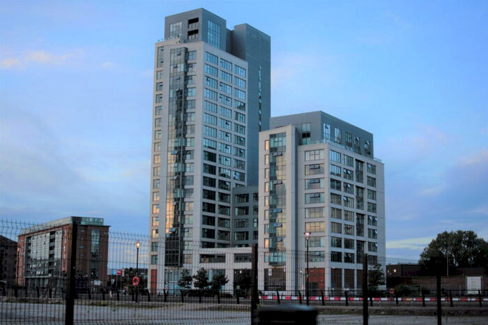 2 Bedroom Apartment To Rent In William Jessop Way, Liverpool, Merseyside, L3
