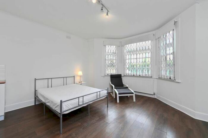 Studio To Rent In West End Lane, West Hampstead, NW6