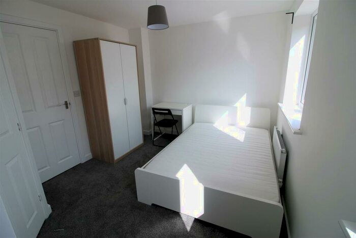 5 Bedroom Private Hall To Rent In St Georges Walk, St. Georges Quay, Lancaster, LA1
