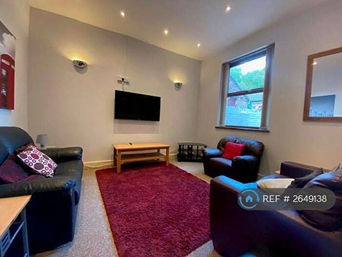 5 Bedroom Terraced House To Rent In Downey Street, Stoke-On-Trent, ST1