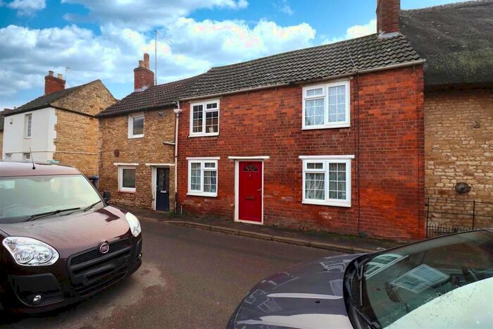 2 Bedroom Terraced House To Rent In Queen Street, Geddington, Kettering, NN14