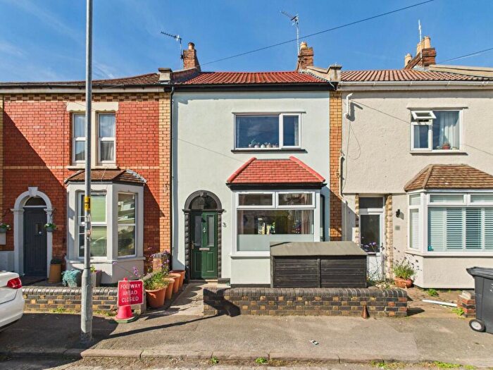 2 Bedroom Terraced House For Sale In Chisbury Street, Bristol, BS5