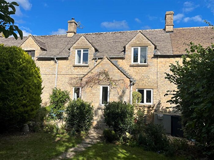2 Bedroom Cottage For Sale In Chapel Row, Aldsworth, GL54